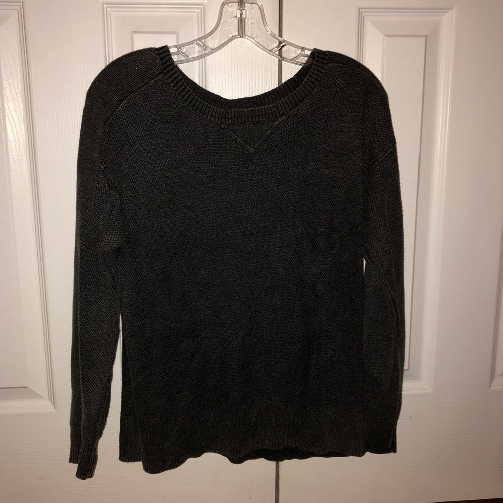 American Eagle sweater